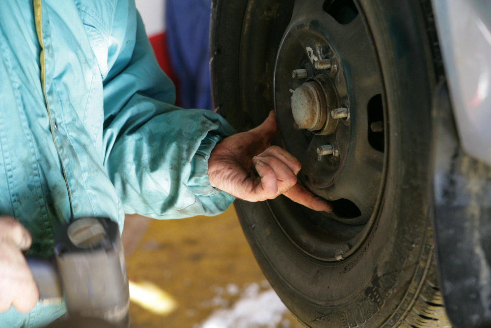 Atlas Wheel Repair - Mobile Specialists | How Long Does It Take to Repair a Wheel Bearing?